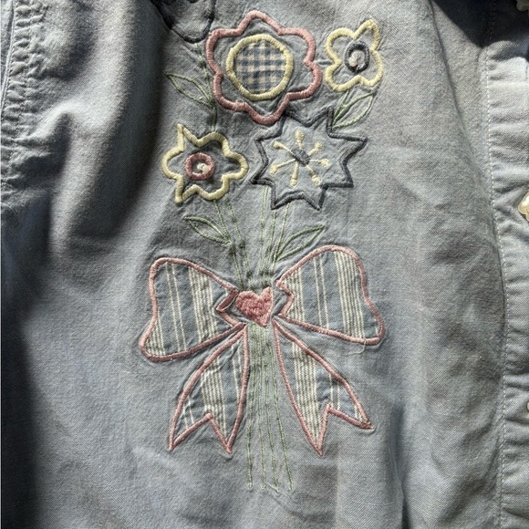 Embroidered Flowers Button Down Short Sleeves Women’s Top, Size: XXL - Picture 5 of 9